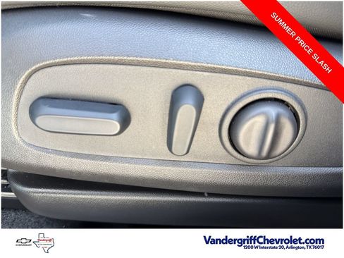 Used 2025 Chevrolet TrailBlazer ACTIV w/ Convenience Package FWD image 24