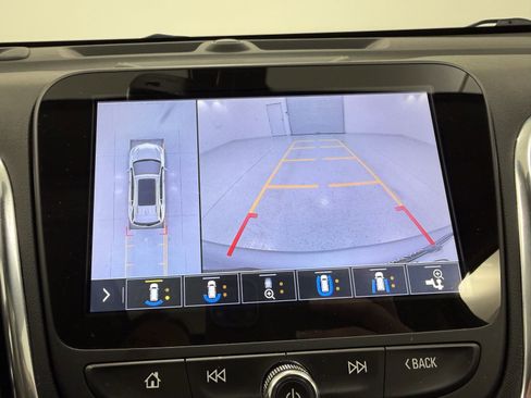 Used 2020 Chevrolet Equinox Premier image 20