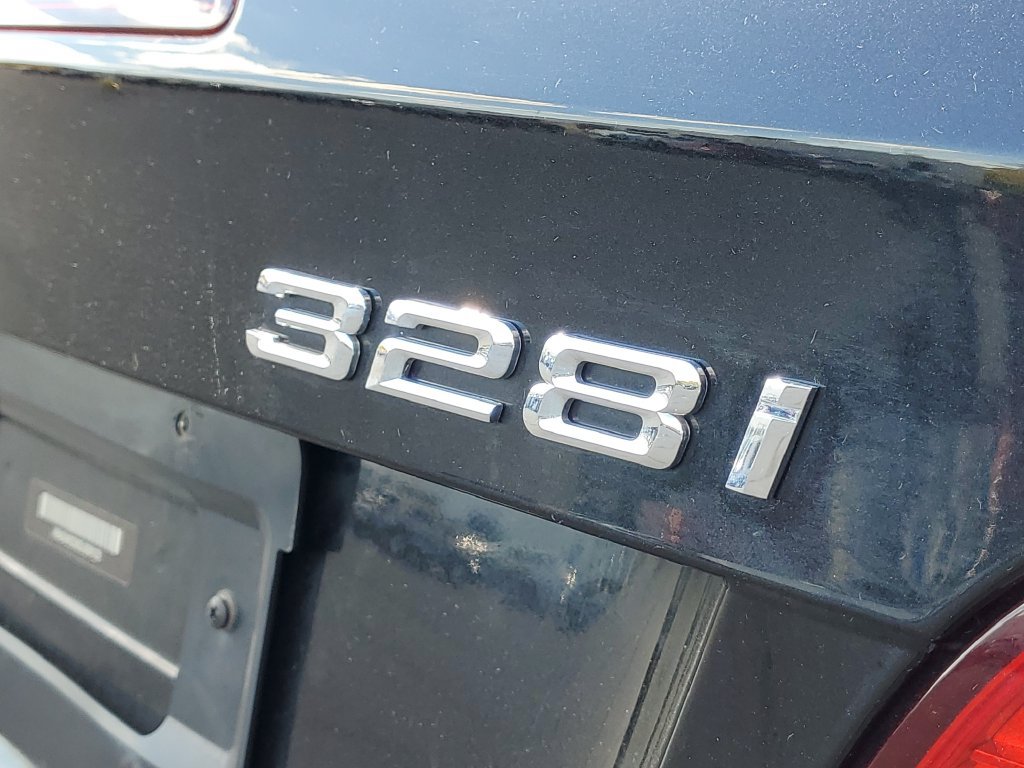 Used 2013 BMW 328i Convertible RWD image 30
