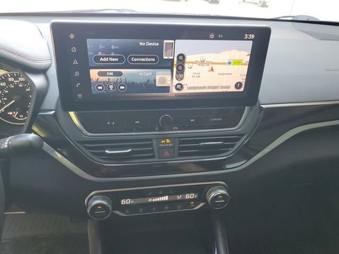 Certified 2023 Nissan Altima 2.0 SR FWD image 14