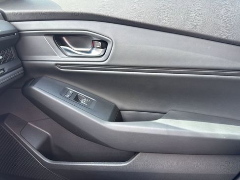 Used 2024 Honda Accord EX image 23