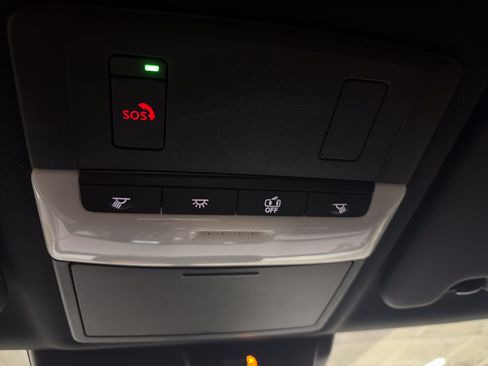 Used 2024 Mitsubishi Outlander SE Black Edition AWD/4WD image 21