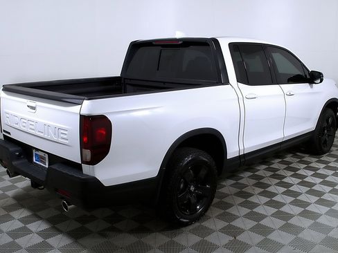 New 2026 Honda Ridgeline Black Edition image 7