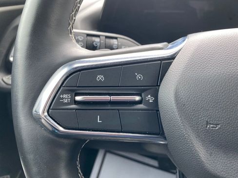 Used 2024 Chevrolet Traverse LT w/ LPO, Floor Liner Package FWD image 26
