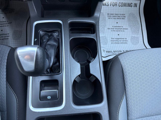 Used 2017 Ford Escape SE FWD image 22