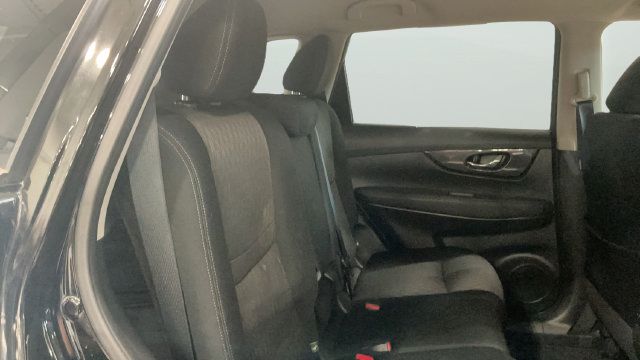 Used 2020 Nissan Rogue SV AWD/4WD image 19