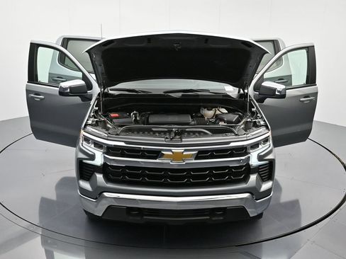 Used 2025 Chevrolet Silverado 1500 LT image 48