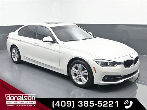 Used 2018 BMW 330i Sedan image 1