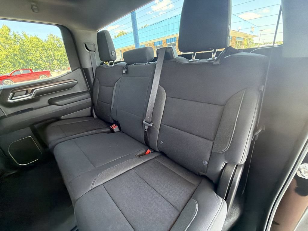Used 2023 Chevrolet Silverado 1500 RST w/ Z71 Off-Road Package AWD/4WD image 25