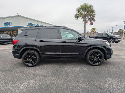 Used 2021 Honda Passport Elite image 3