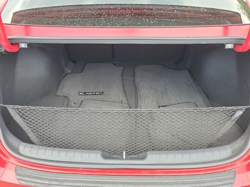 Used 2025 Hyundai Elantra SEL FWD image 7