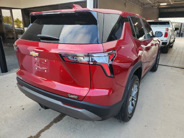 Used 2026 Chevrolet Equinox LT FWD image 6
