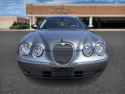 Used 2005 Jaguar S-TYPE 4.2 RWD image 2