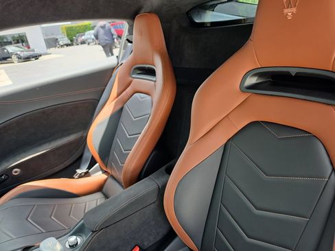 Used 2022 Maserati MC20 Coupe RWD image 15