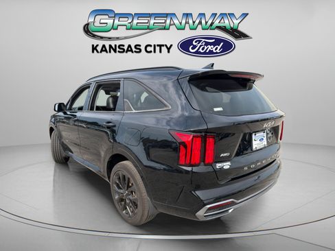 Used 2022 Kia Sorento SX AWD/4WD image 6