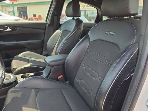 Used 2021 Kia Forte GT-Line image 17