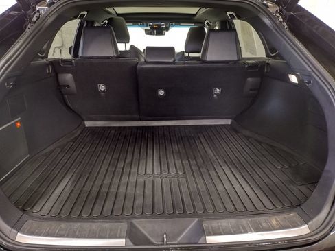Used 2022 Toyota Venza Limited w/ Advanced Technology Package AWD/4WD image 19