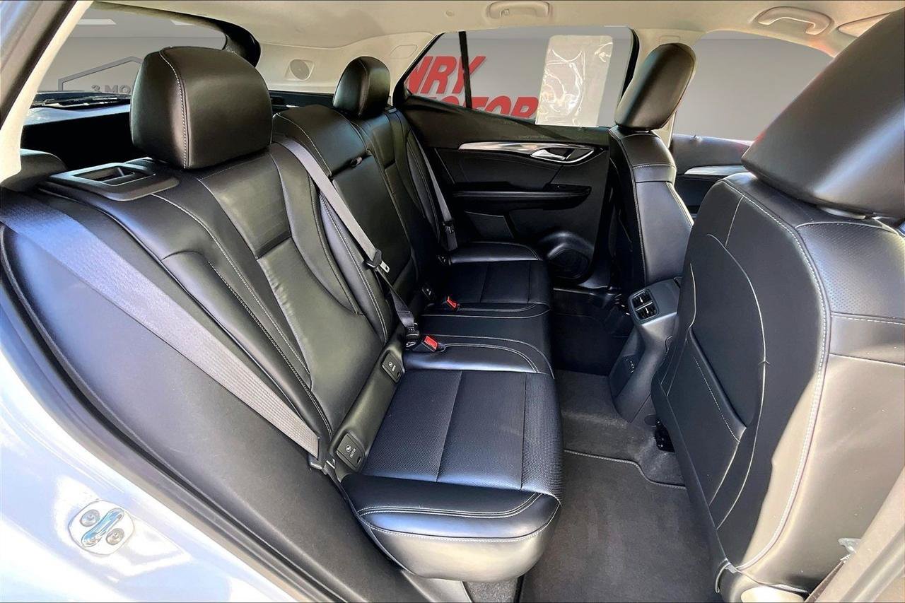 Used 2024 Buick Envision Preferred AWD/4WD image 26