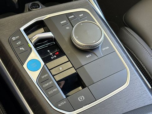 Certified 2023 BMW i4 eDrive40 w/ Premium Package RWD image 17
