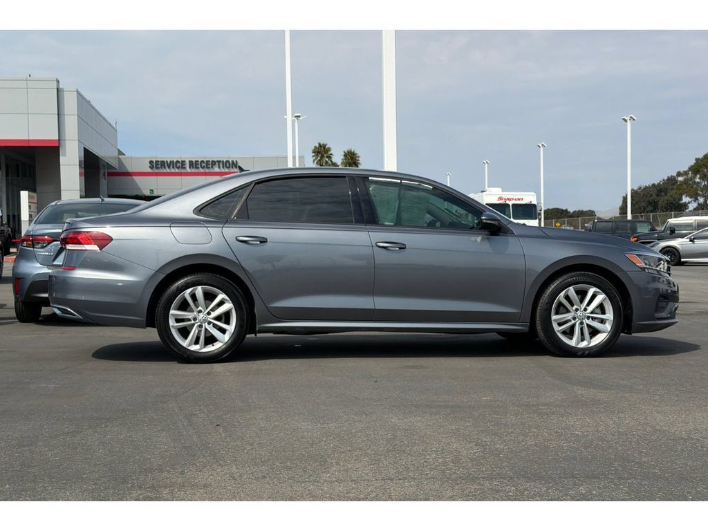 Used 2021 Volkswagen Passat 2.0T S FWD image 3