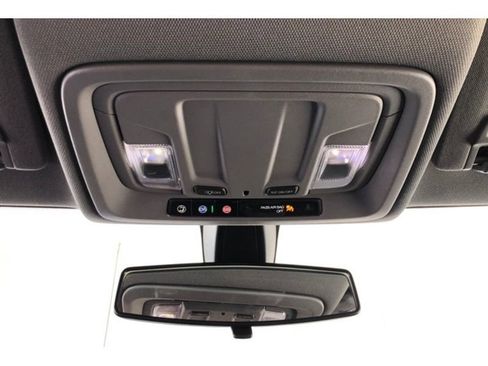 Used 2022 Chevrolet Silverado 1500 RST image 11