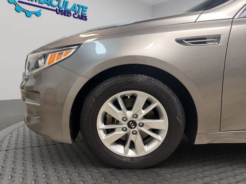 Used 2017 Kia Optima LX FWD image 22