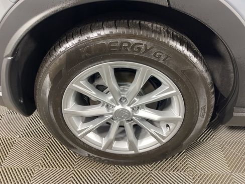 Certified 2025 Honda CR-V EX image 16