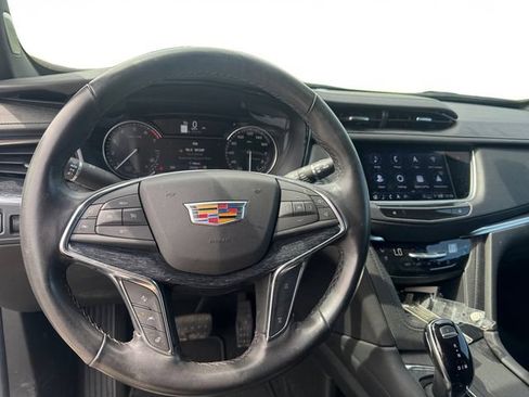 Certified 2023 Cadillac XT5 Premium Luxury AWD/4WD image 12