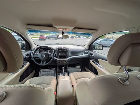 Used 2017 Dodge Journey SE FWD image 23