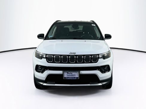 Used 2022 Jeep Compass Limited AWD/4WD image 2