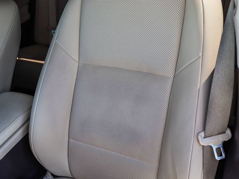 Used 2018 Lexus ES 300h w/ Navigation Package FWD image 21