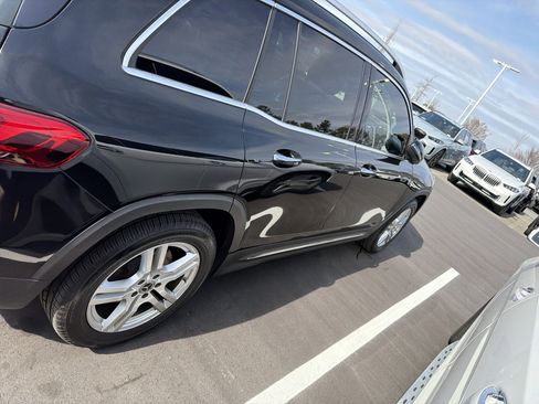 Used 2020 Mercedes-Benz GLB 250 250 image 11