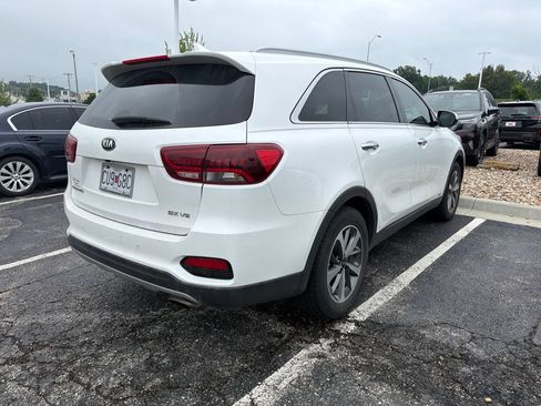 Used 2019 Kia Sorento EX AWD/4WD image 4