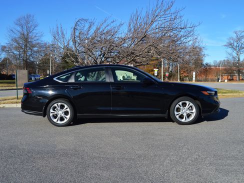 Used 2024 Honda Accord LX image 7
