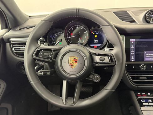 Certified 2026 Porsche Macan Turbo AWD/4WD image 11