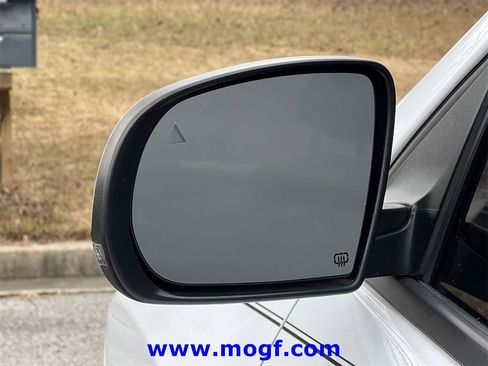 Used 2021 Jeep Cherokee Latitude image 26