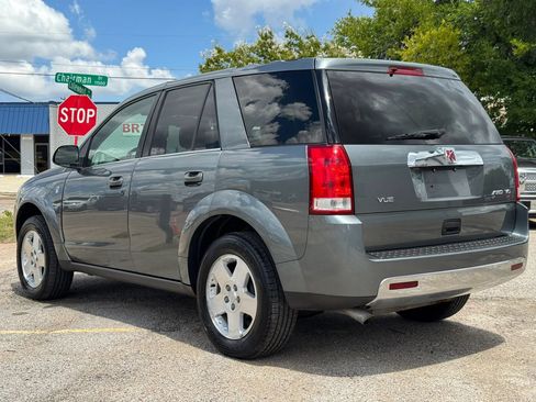 Used 2007 Saturn Vue AWD V6 w/ Comfort Pkg image 4
