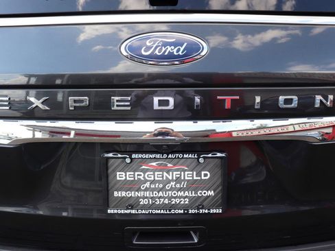 Used 2024 Ford Expedition Max Limited AWD/4WD image 78