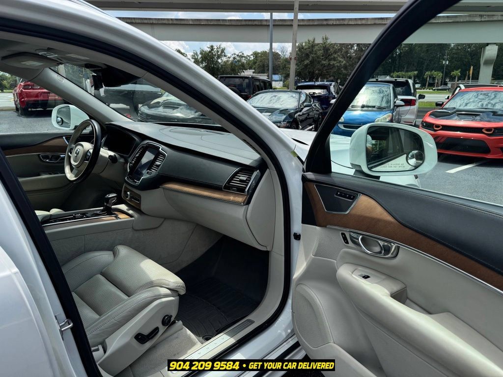 Used 2016 Volvo XC90 T6 Inscription w/ Vision Package AWD/4WD image 37