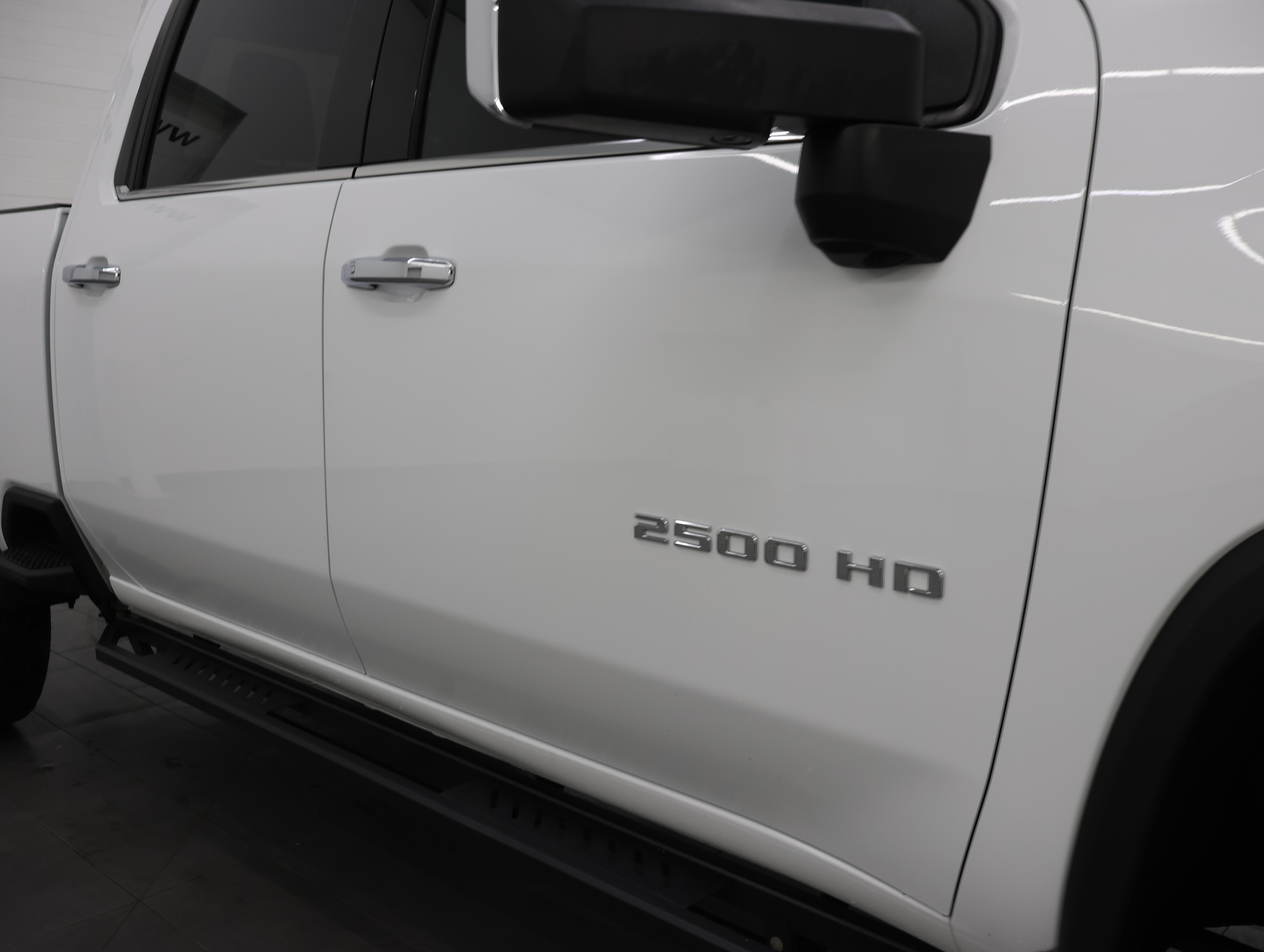 Used 2023 Chevrolet Silverado 2500 LTZ AWD/4WD image 24