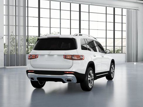 New 2025 Mercedes-Benz GLB 250 4MATIC image 23
