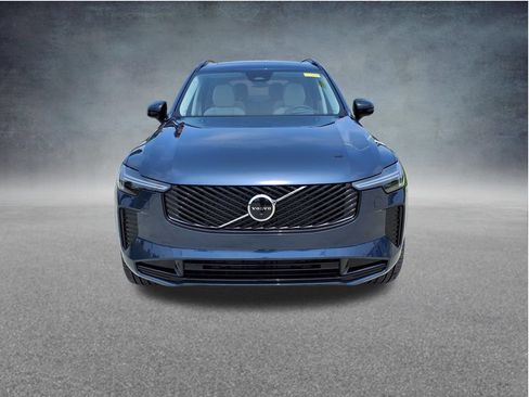 New 2026 Volvo XC90 B6 Ultra w/ Protection Package Premier AWD/4WD image 2