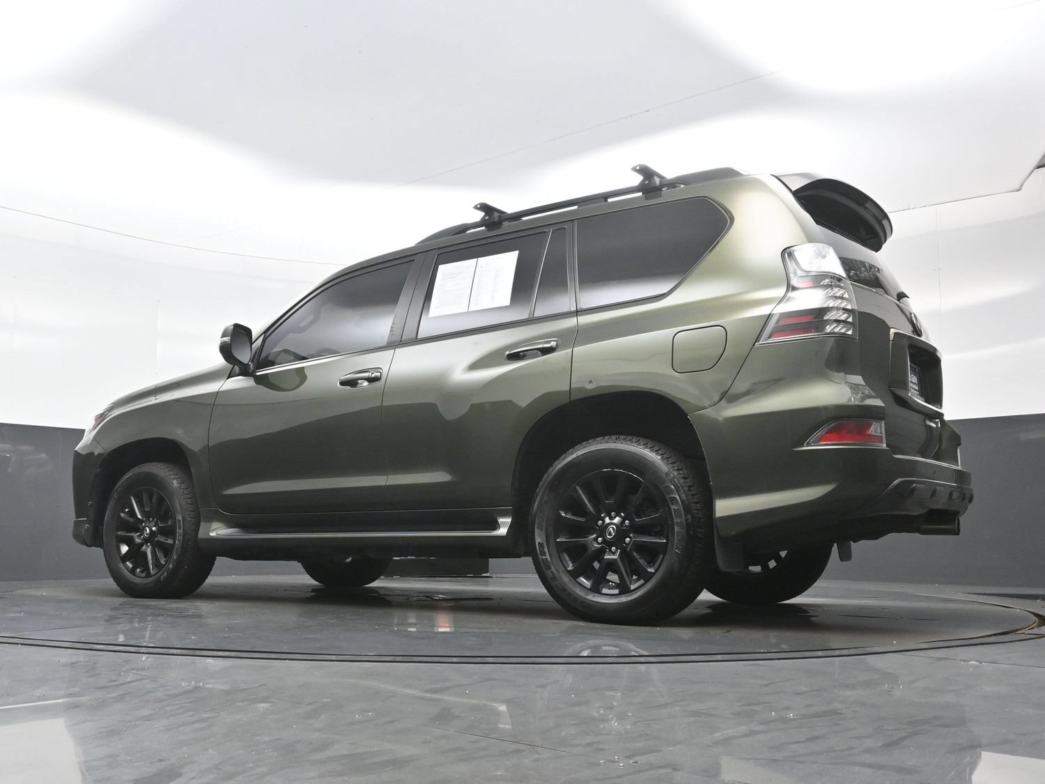 Used 2023 Lexus GX 460 w/ Black Line Special Edition AWD/4WD image 33