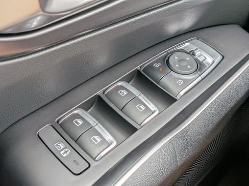 New 2026 Kia Sorento LX FWD image 25