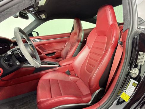 Used 2021 Porsche 911 Turbo S image 5