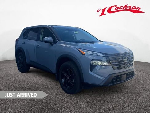 Used 2026 Nissan Rogue SV w/ Cold Weather Package AWD/4WD image 1
