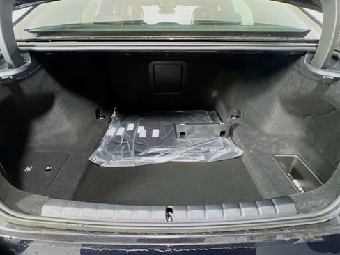 New 2025 BMW 760i xDrive image 30