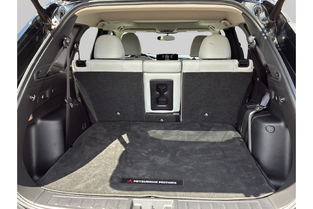 Used 2024 Mitsubishi Outlander SEL FWD image 10