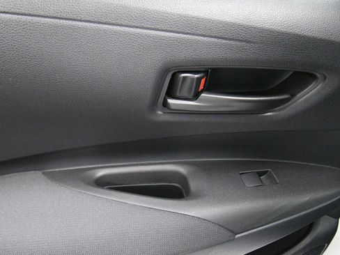 Used 2024 Toyota Corolla LE FWD image 20