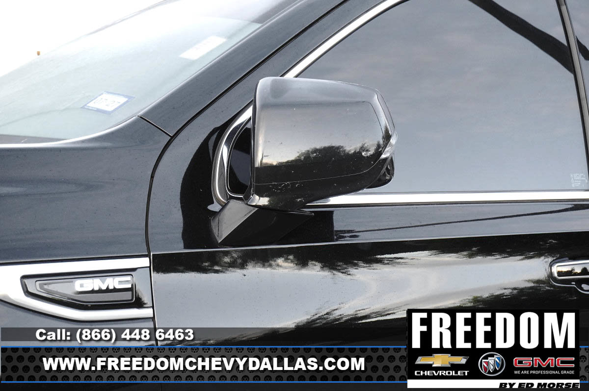 Used 2022 GMC Yukon Denali AWD/4WD image 9